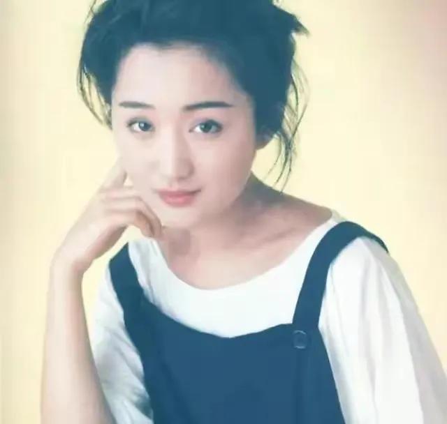 赖文峰现在是什么情况，和杨钰莹同居三年后分手，如今在乡下艰难度日