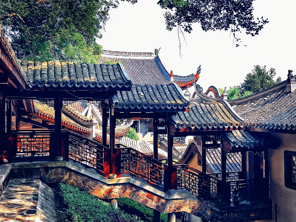 长沙有什么好玩的旅游景点（附热门景点+特色美食+路线推荐）