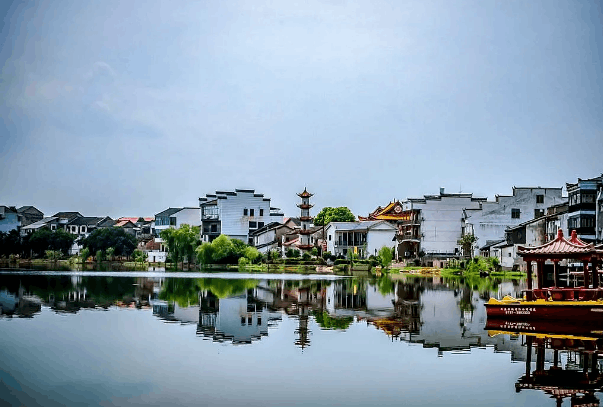 长沙有什么好玩的旅游景点（附热门景点+特色美食+路线推荐）