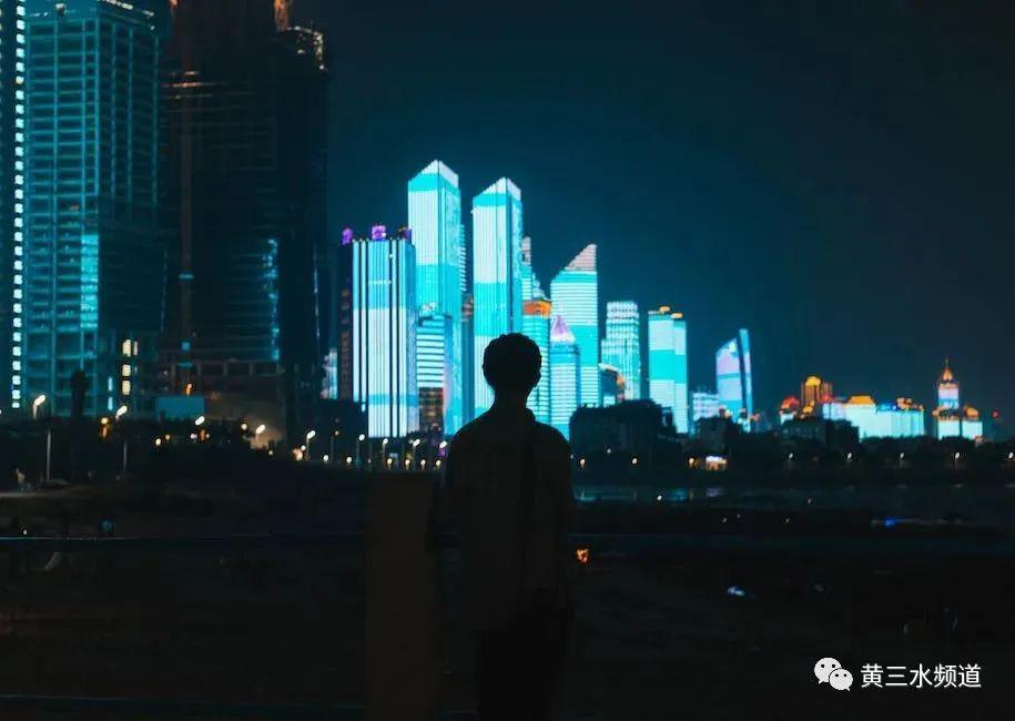 强大的chatGPT，没办法做到这一点-阿灿说钱