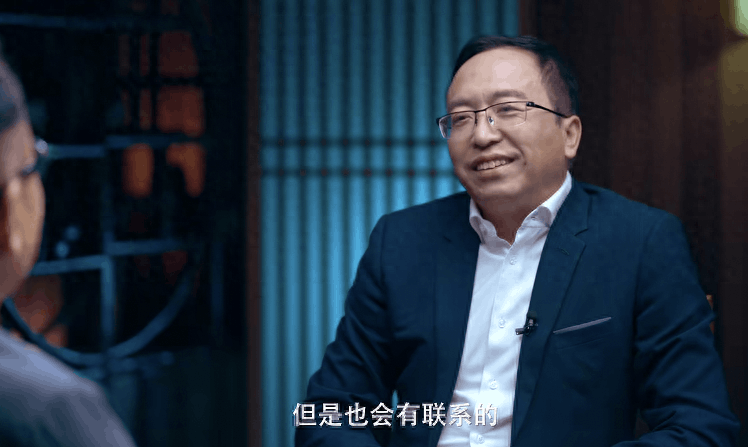 荣耀Magic6系列:2亿像素+超大电池!卫星电话短信全都有!它对华为不会手下留情! 荣耀Magic6系列:2亿像素+超大电池!卫星电话短信全都有!它对华为不会手下留情!
