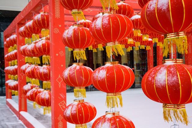 春节摆摊适合卖什么新产品 20个春节摆摊的小本生意