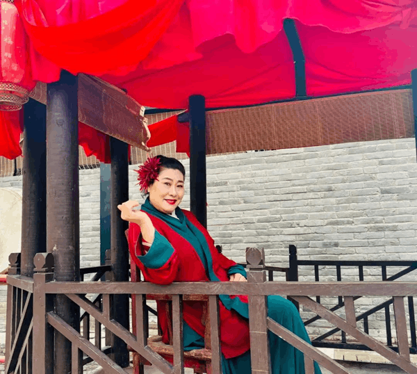 “王婆说媒”为啥突然就火了:没有托儿!高人气源于接地气 “王婆说媒”为啥突然就火了:没有托儿!高人气源于接地气