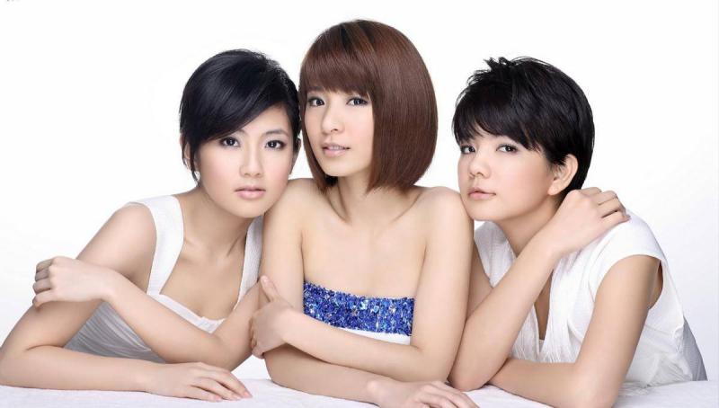 S.H.E前成员田馥甄被网友抵制后发文“同心相知” S.H.E前成员田馥甄被网友抵制后发文“同心相知”