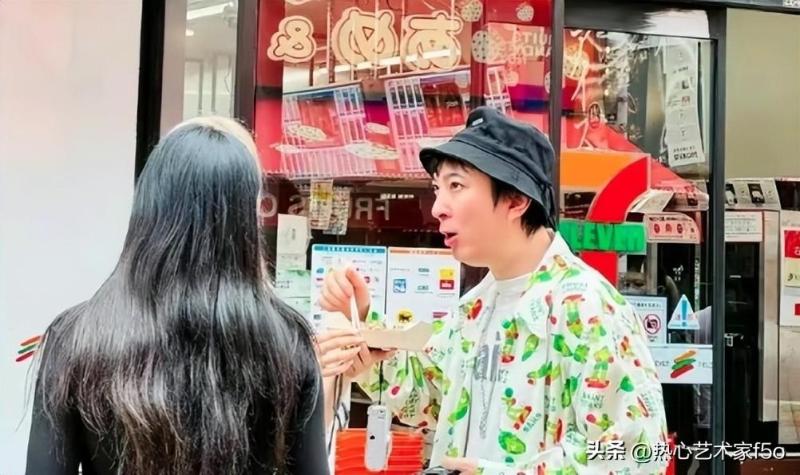 小羽官宣与王思聪分手 小羽官宣与王思聪分手