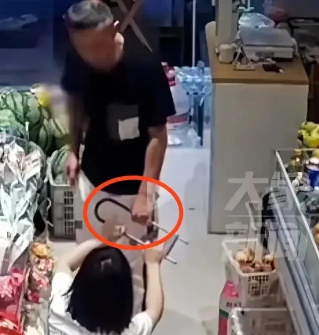 图片[3]-女子因找新对象被前夫暴打，U型锁猛砸头部，拘留24小时引热议-阿灿说钱